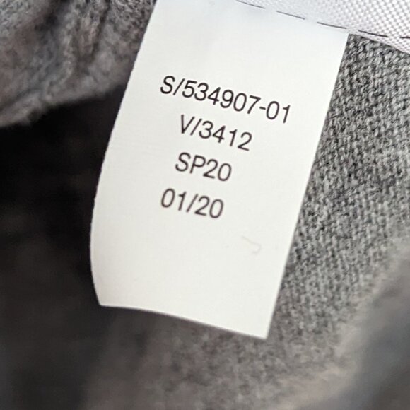 Banana Republic Grey Chevron Knit Sweater Size L - Picture 7 of 11